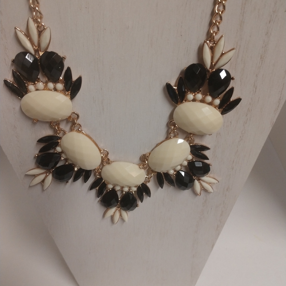 Victoria Leland Designs Necklace
